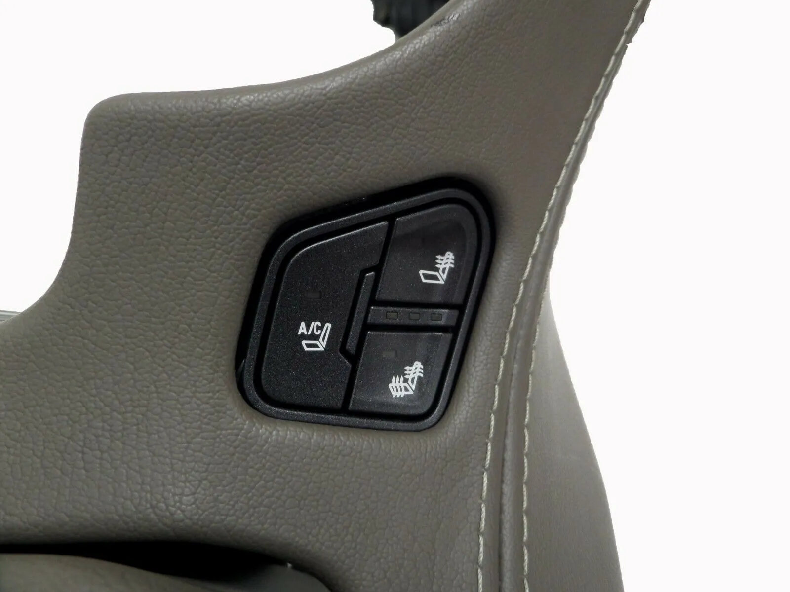 23239542 Floor Center Console Cup Holder Cocoa Dark Leather Heated Cooled Seat