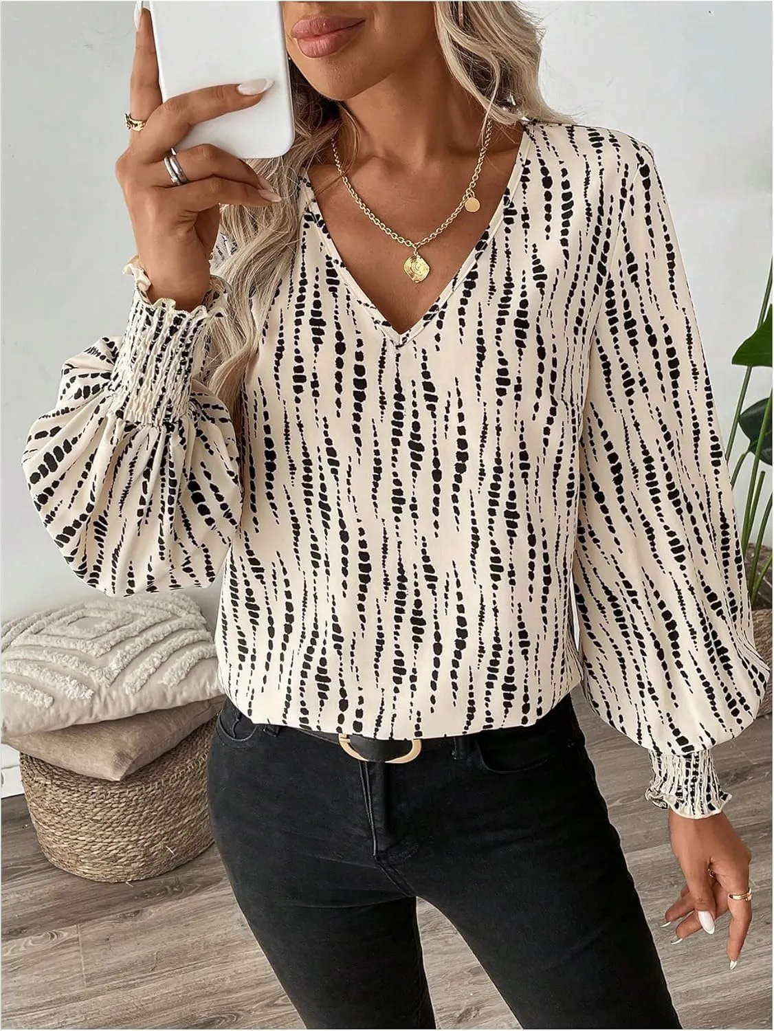 SweatyRocks Women's Leopard Print V Neck Long Lantern Sleeve Shirred Blouse Shirt Tops
