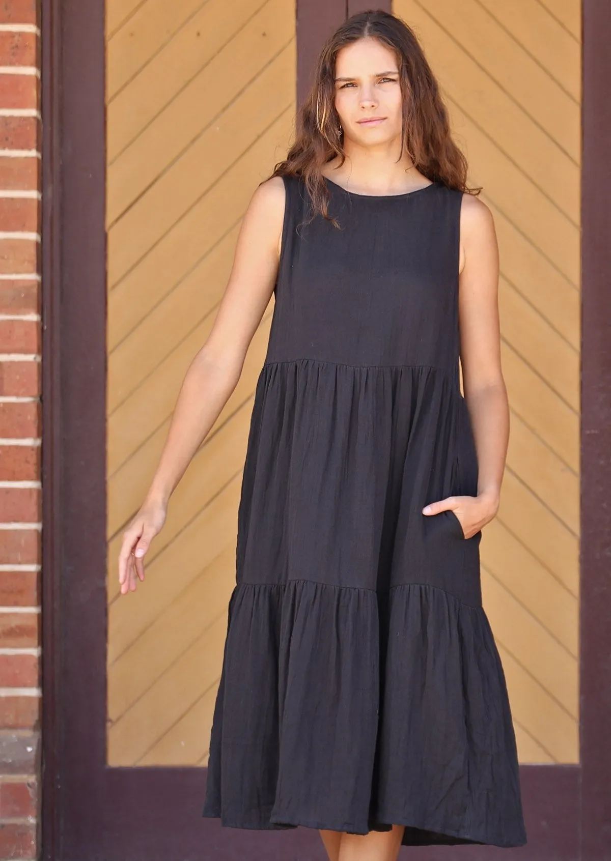 Tully Dress Black